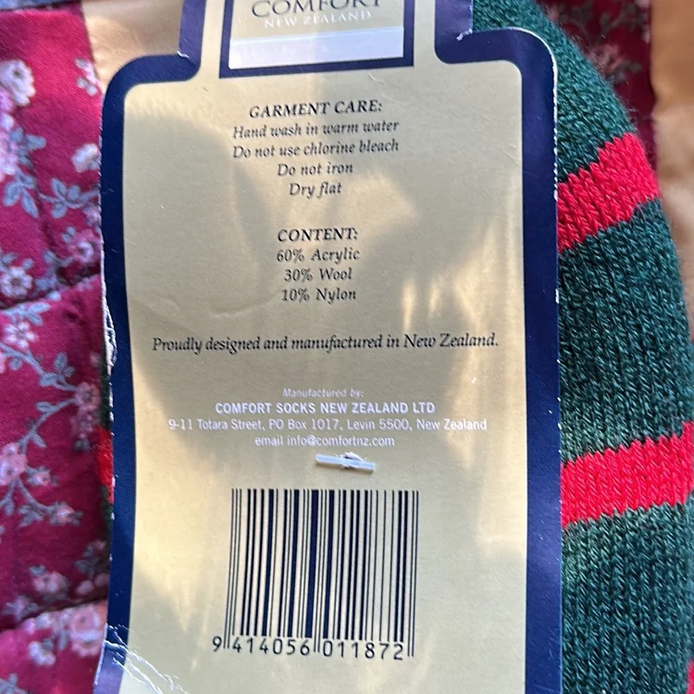 New Zealand Comfy  Unisex Socks NWT